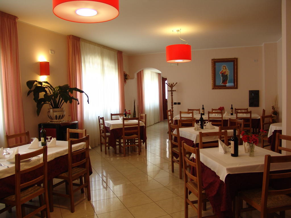 Hotel Mistef Falerna Ngoại thất bức ảnh