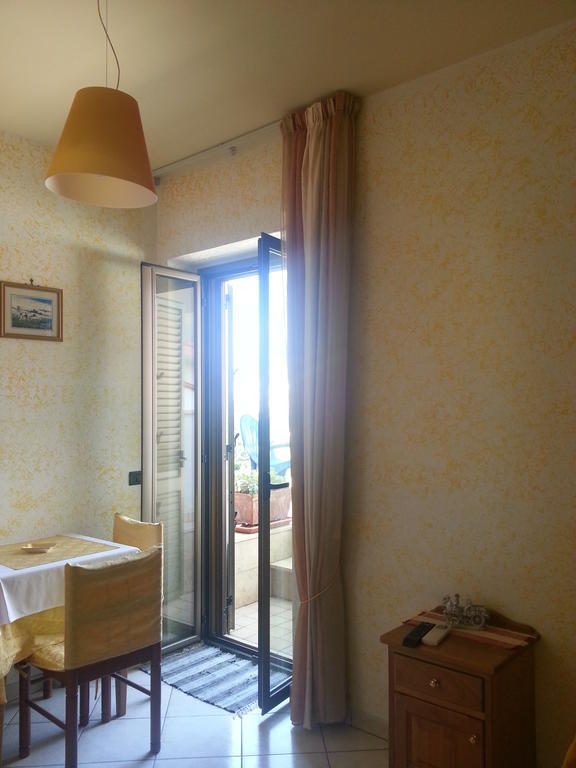 Hotel Mistef Falerna Phòng bức ảnh