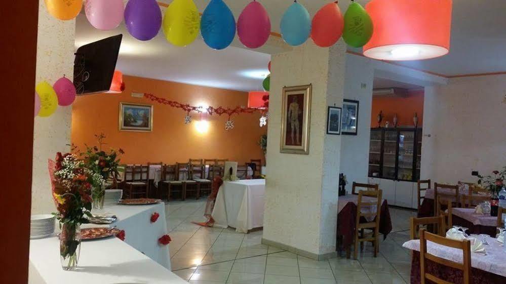 Hotel Mistef Falerna Ngoại thất bức ảnh