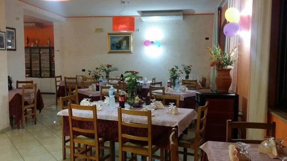 Hotel Mistef Falerna Ngoại thất bức ảnh