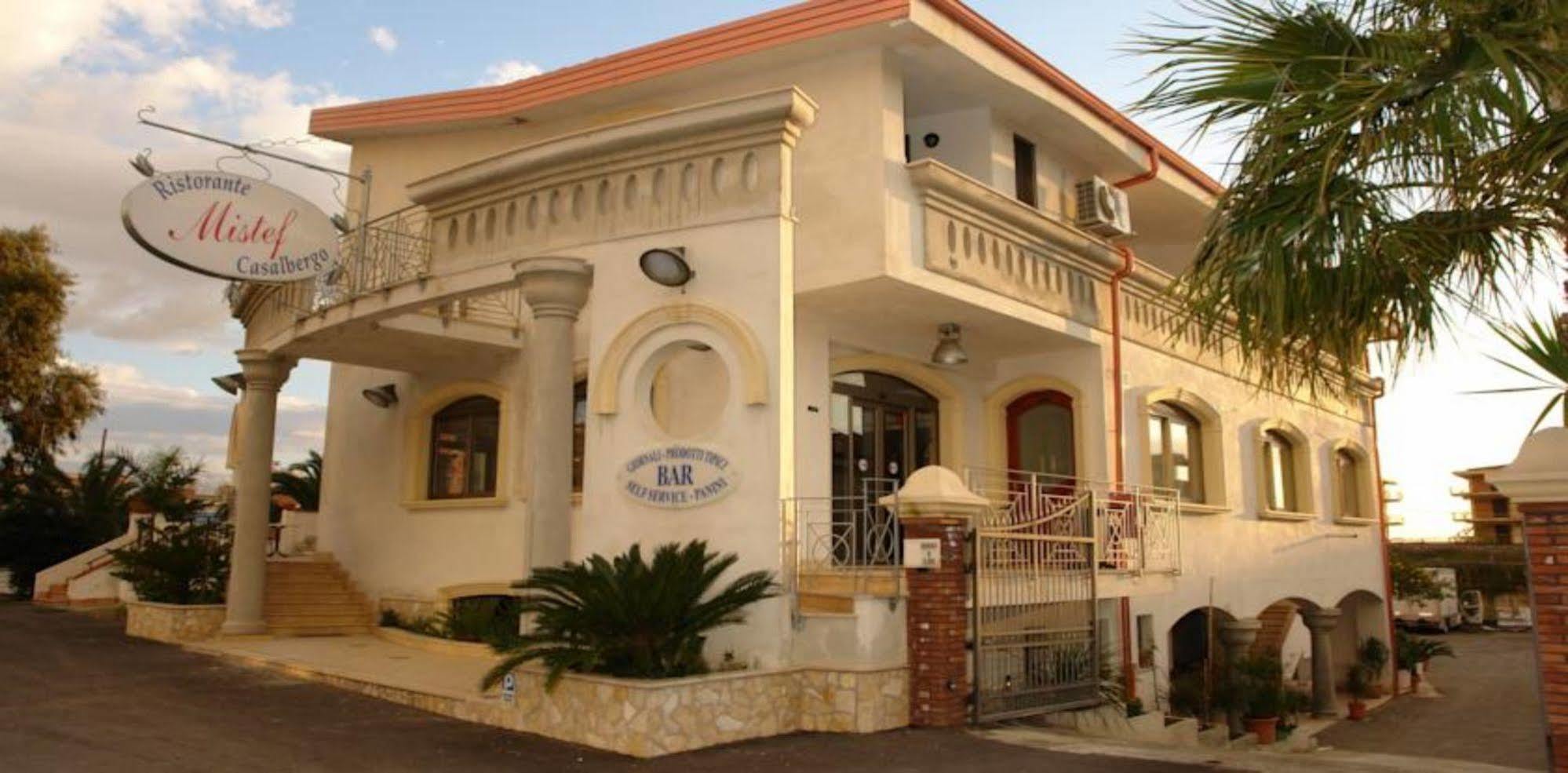 Hotel Mistef Falerna Ngoại thất bức ảnh