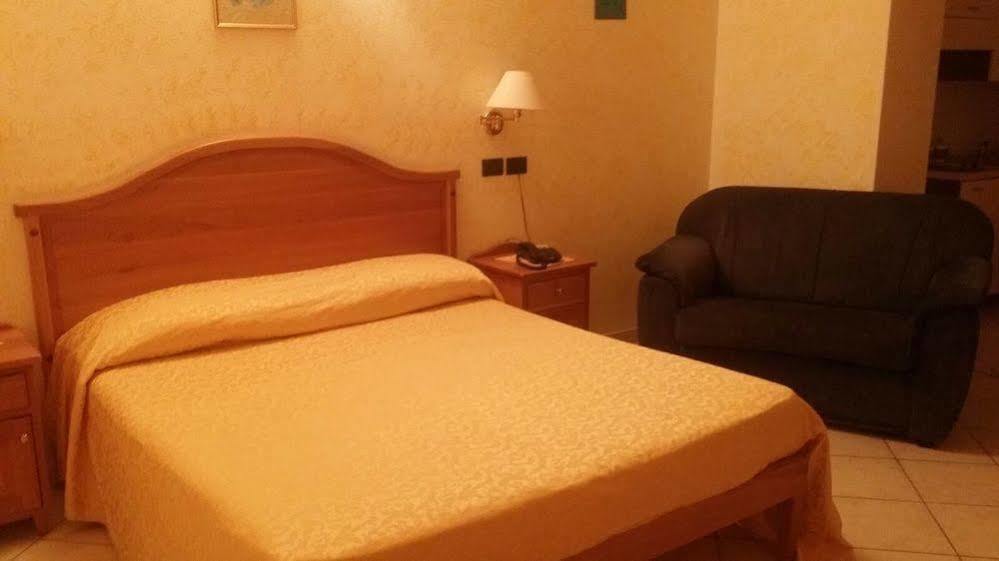Hotel Mistef Falerna Ngoại thất bức ảnh